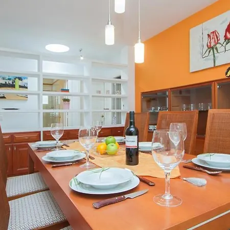 In Playa Blanca Sleeps 6 Includes Swimming Pool Air Con And Wifi Playa Blanca (Lanzarote)