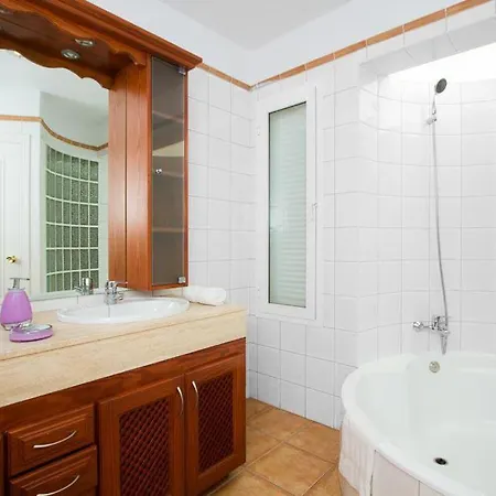 In Playa Blanca Sleeps 6 Includes Swimming Pool Air Con And Wifi * Playa Blanca (Lanzarote)